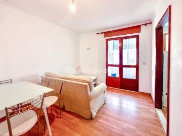 Apartamento T3 para Venda em São João Baptista e Santa Maria dos Olivais