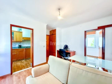 Apartamento T3 para Venda em São João Baptista e Santa Maria dos Olivais