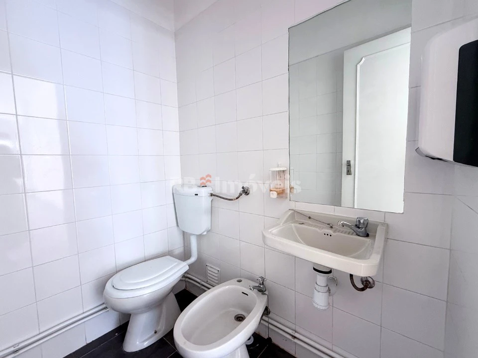 Loja para Arrendamento em São João Baptista e Santa Maria dos Olivais Foto 12