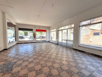 Loja para Arrendamento em São João Baptista e Santa Maria dos Olivais