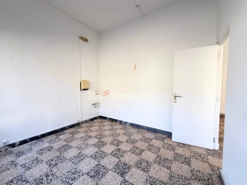 Loja para Arrendamento em São João Baptista e Santa Maria dos Olivais