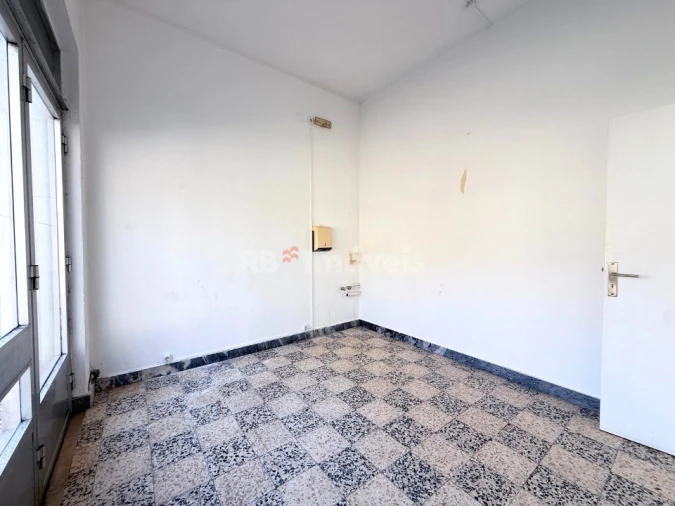 Loja para Arrendamento em São João Baptista e Santa Maria dos Olivais Foto 23