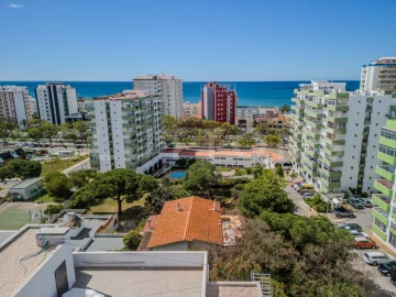 Terreno para Venda em Quarteira