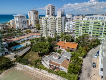 Terreno para Venda em Quarteira