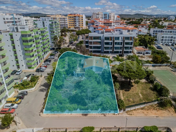 Terreno para Venda em Quarteira Foto 3