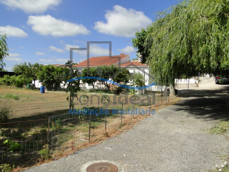 Quinta T2 para Venda em Alenquer (Santo Estêvão e Triana) Foto 26