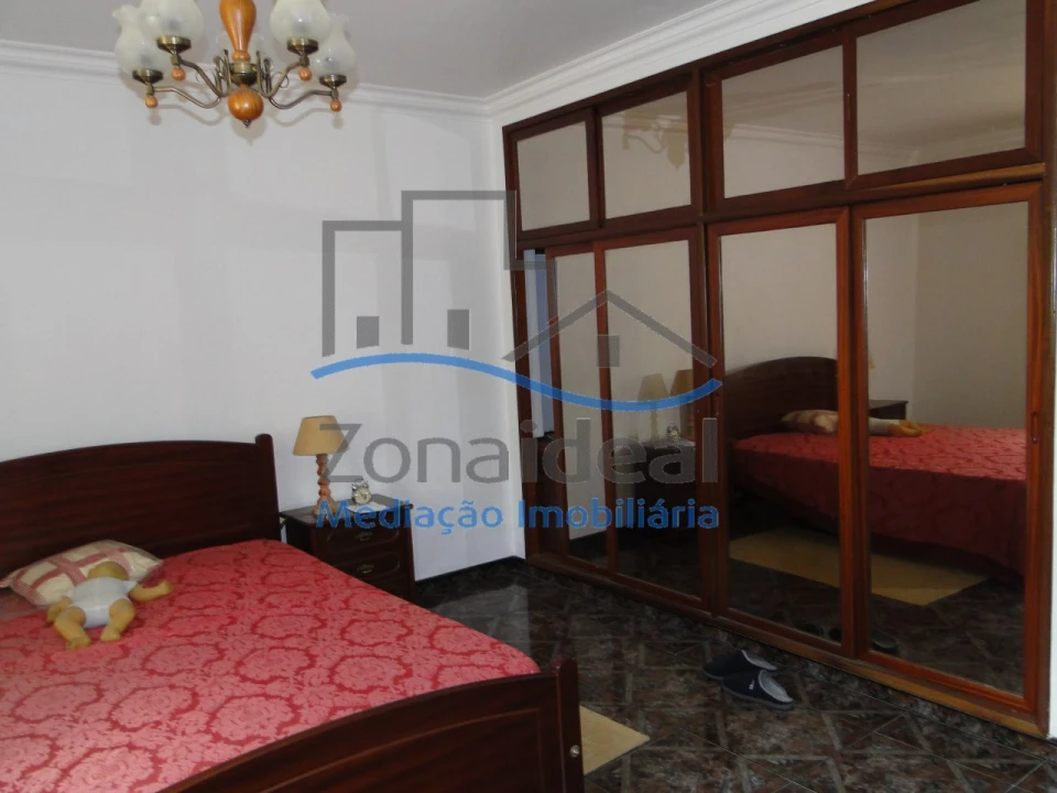 Quinta T2 para Venda em Alenquer (Santo Estêvão e Triana) Foto 7