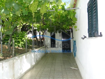 Quinta T2 para Venda em Alenquer (Santo Estêvão e Triana)