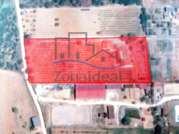 Quinta T2 para Venda em Alenquer (Santo Estêvão e Triana)