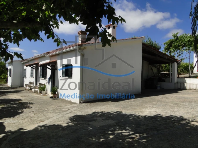 Quinta T2 para Venda em Alenquer (Santo Estêvão e Triana) Foto 2