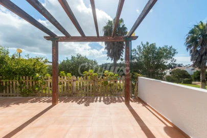 Moradia T4 para Arrendamento em Alcabideche