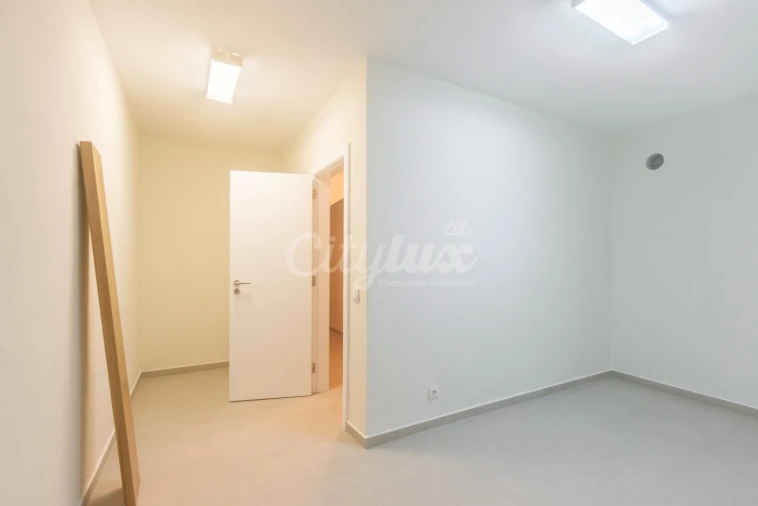 Moradia T4 para Arrendamento em Alcabideche Foto 28