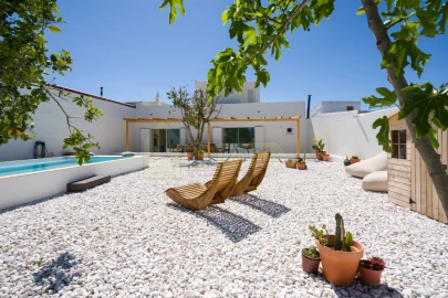 Moradia T2 para Venda em Moncarapacho e Fuseta