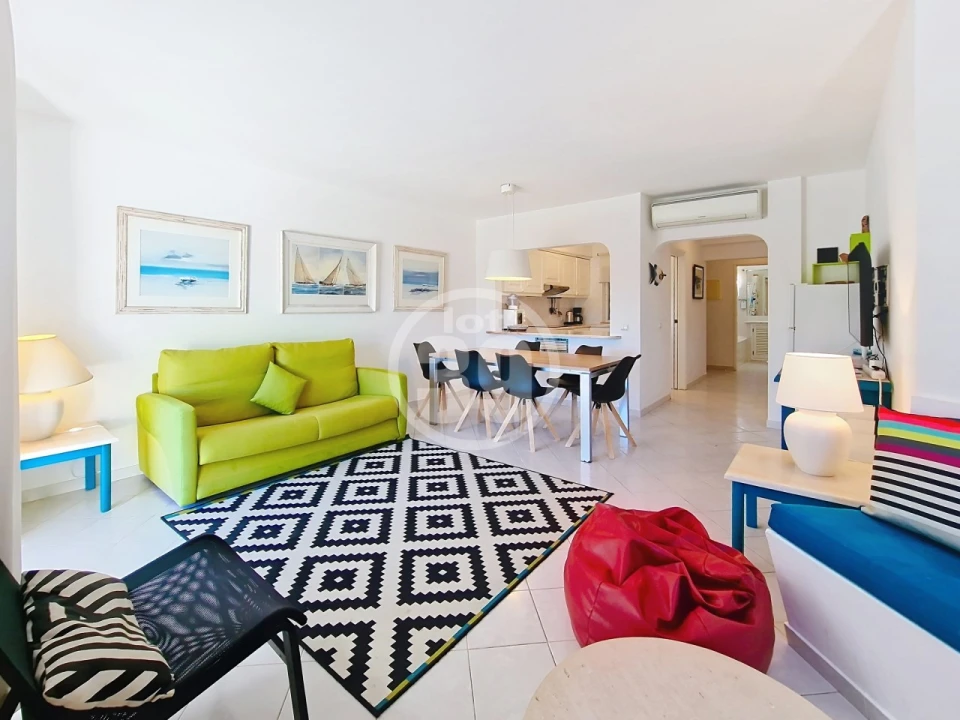 Apartamento T2 para Venda em Albufeira e Olhos de Água Foto 1