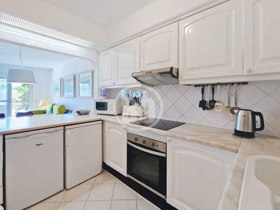 Apartamento T2 para Venda em Albufeira e Olhos de Água Foto 6