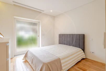Moradia T4 para Venda em Braga (Maximinos, Sé e Cividade)