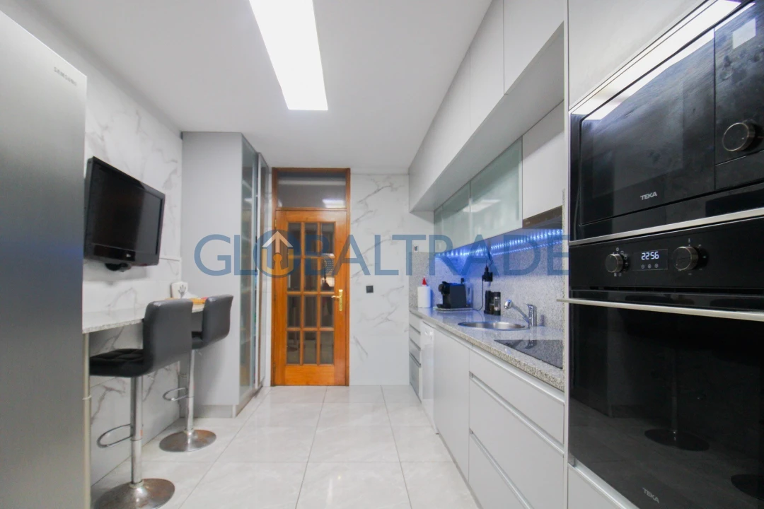 Apartamento T3 para Venda em Rio Tinto Foto 10