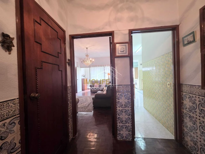 Apartamento T2 para Venda em Odivelas Foto 2