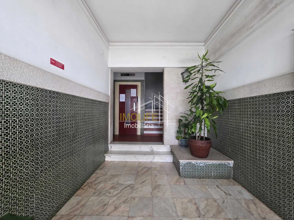 Apartamento T2 para Venda em Odivelas Foto 1