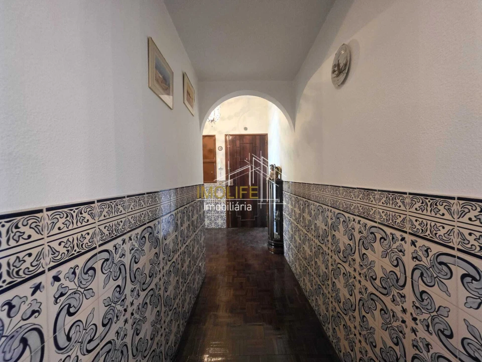 Apartamento T2 para Venda em Odivelas Foto 3