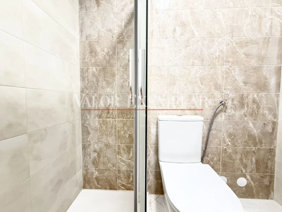 Apartamento T2 para Venda em Venteira Foto 9