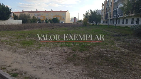 Terreno para Venda em Pinhal Novo