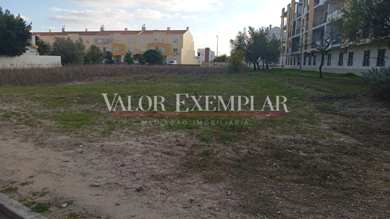 Terreno para Venda em Pinhal Novo Foto 4