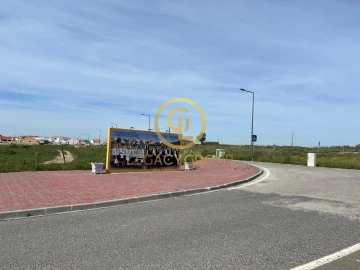 Terreno para Venda em Aldeia dos Fernandes