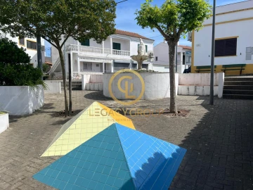 Terreno para Venda em Aldeia dos Fernandes