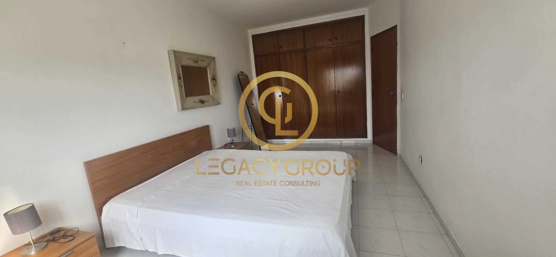 Apartamento T2 para Venda em Portimão Foto 16