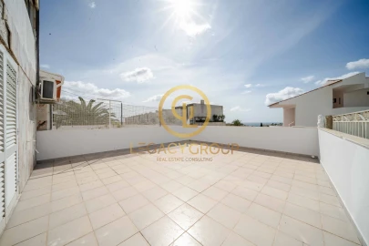 Moradia T2 para Venda em Albufeira e Olhos de Água