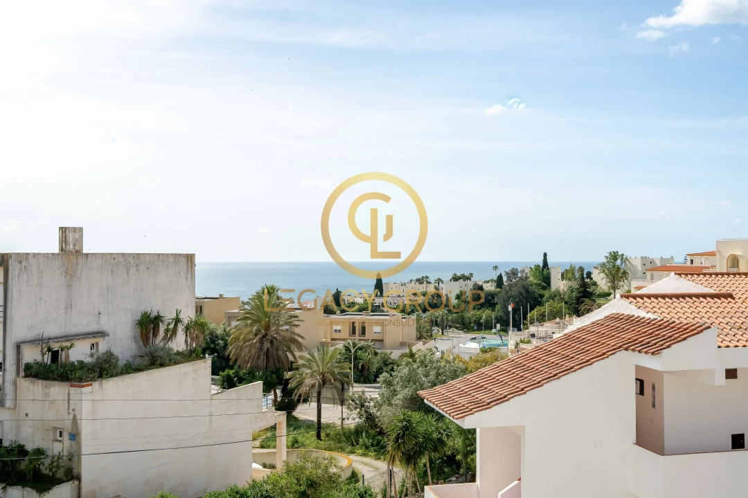 Moradia T2 para Venda em Albufeira e Olhos de Água Foto 1