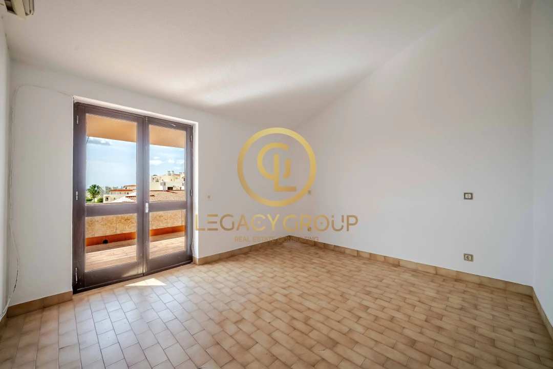 Moradia T2 para Venda em Albufeira e Olhos de Água Foto 18