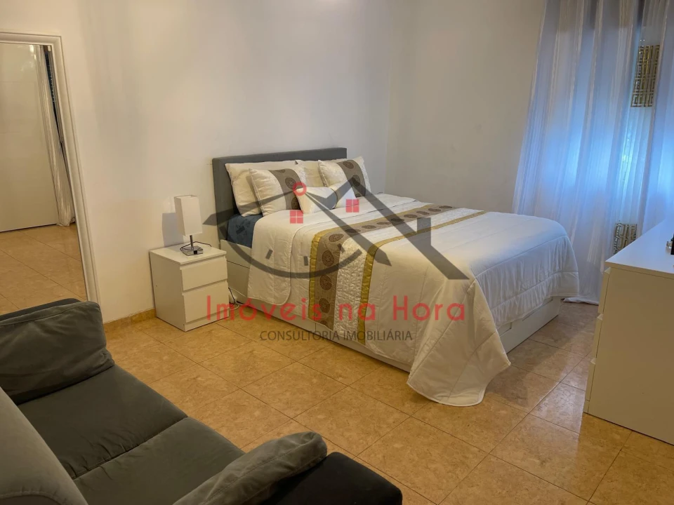 Apartamento T2 para Venda em Queluz e Belas Foto 10