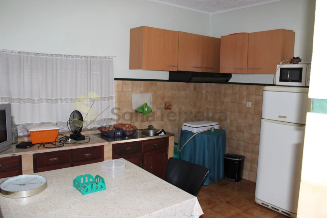 Moradia T4 para Venda em Sobretamega Foto 32