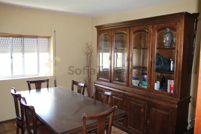 Moradia T4 para Venda em Sobretamega