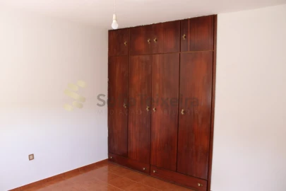 Moradia T4 para Venda em Sobretamega