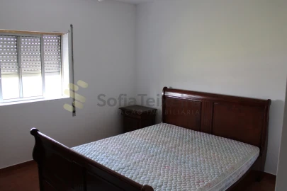 Moradia T4 para Venda em Sobretamega