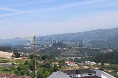 Moradia T4 para Venda em Sobretamega