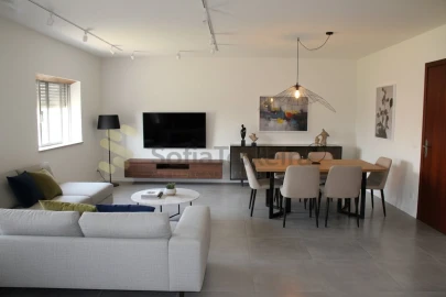 Moradia T4 para Venda em Sobretamega