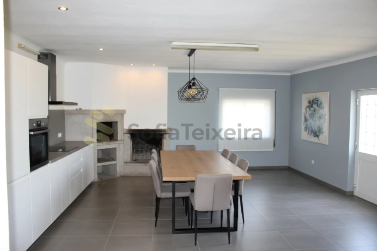 Moradia T4 para Venda em Sobretamega Foto 18