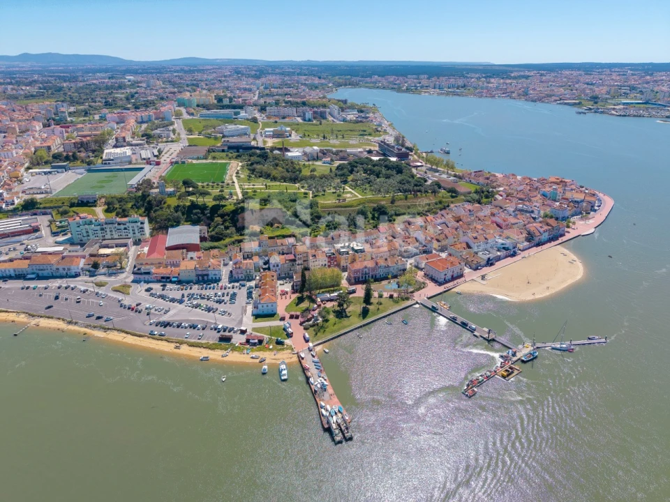 Prédio para Venda em Seixal, Arrentela e Aldeia de Paio Pires Foto 39