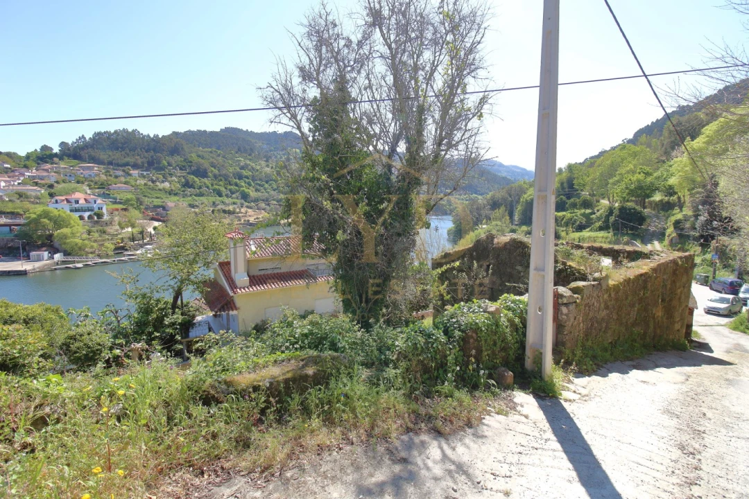 Moradia para Venda em Souselo Foto 1