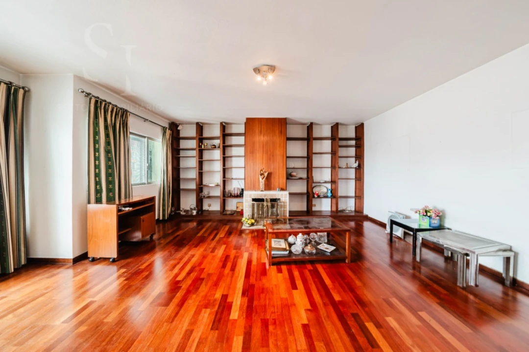 Apartamento T4 para Venda em Areeiro Foto 8