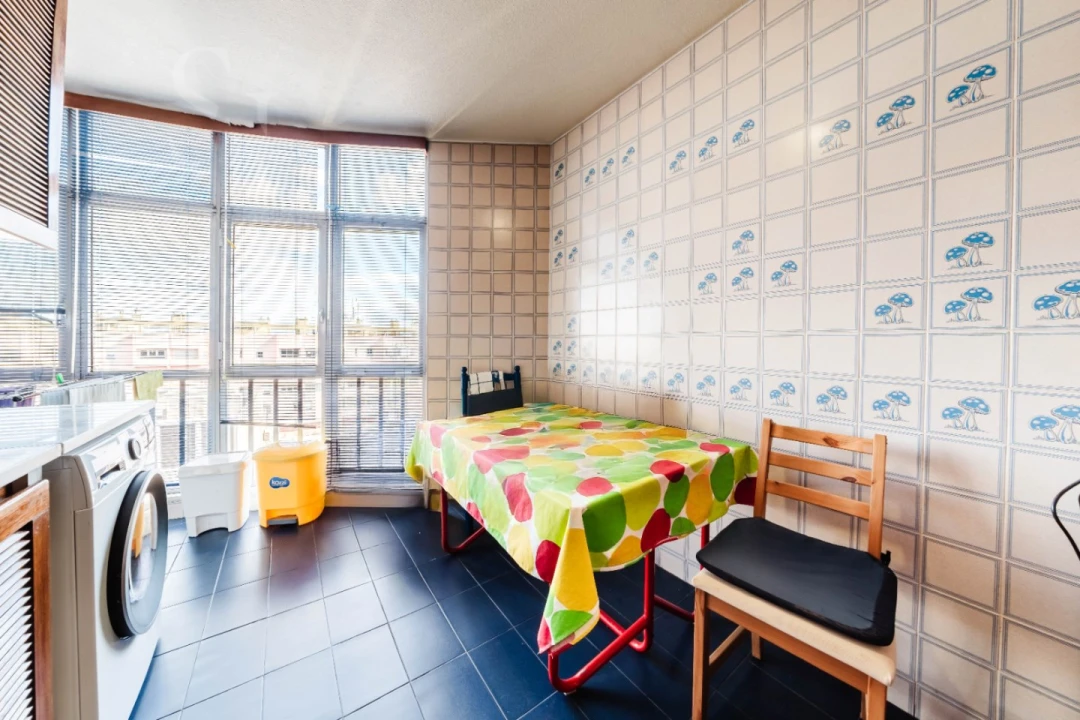 Apartamento T4 para Venda em Areeiro Foto 10