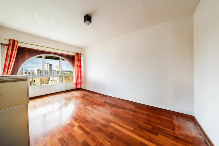 Apartamento T4 para Venda em Areeiro Foto 13