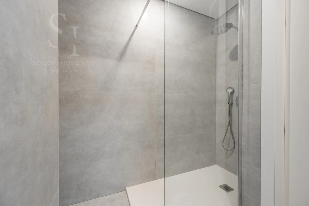Apartamento T3 para Venda em Braga (Maximinos, Sé e Cividade) Foto 7