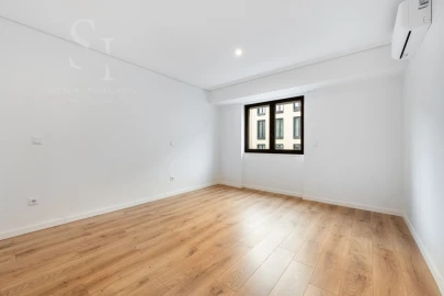 Apartamento T3 para Venda em Braga (Maximinos, Sé e Cividade)