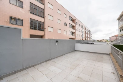 Apartamento T3 para Venda em Braga (Maximinos, Sé e Cividade)