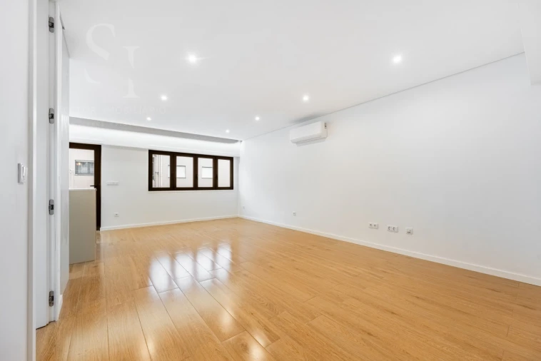 Apartamento T3 para Venda em Braga (Maximinos, Sé e Cividade) Foto 3